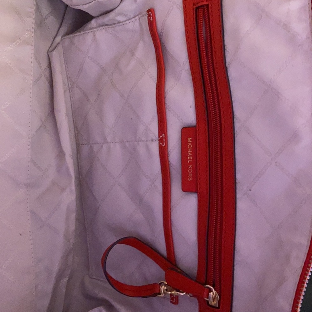 michael kors bag - Picture 3 of 4